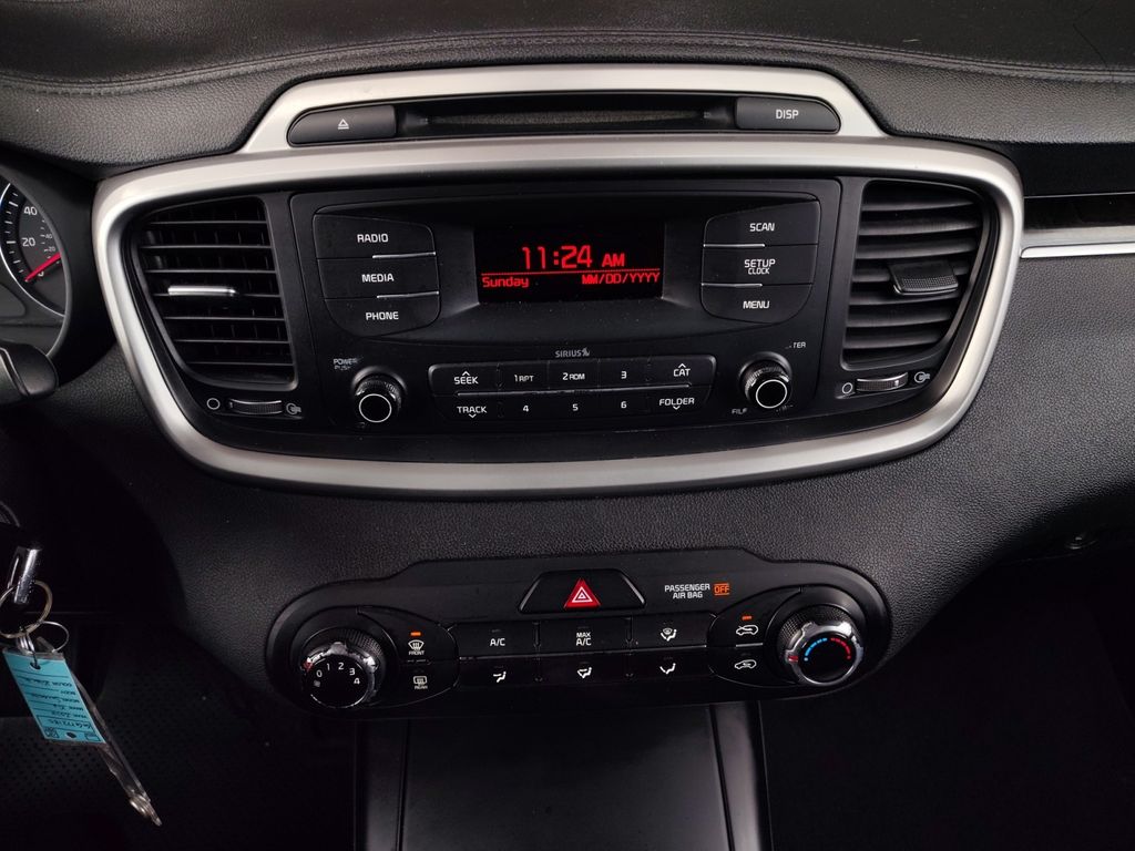 Used Car 2016 Kia Sorento  L For Sale Under $10,000 In Austin, Texas