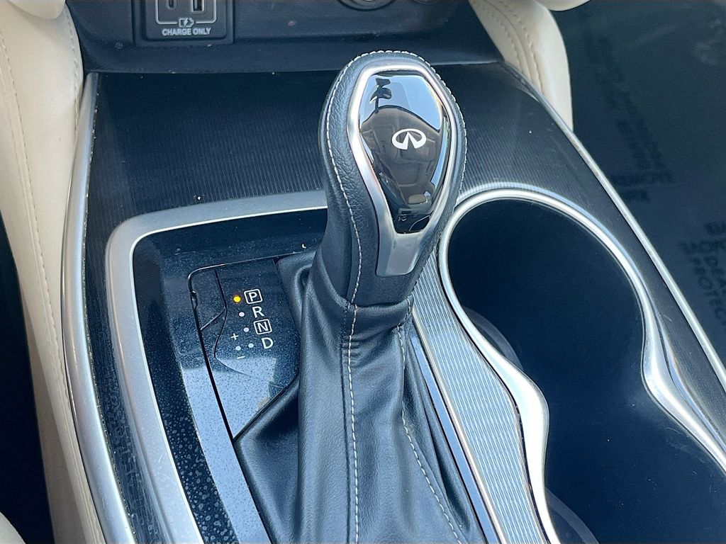Used 2019 Blue INFINITI LUXE image 17