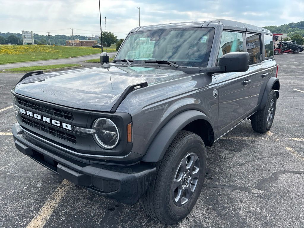 Carbonized Gray Metallic 2025 Ford Bronco SUV / Crossover Four-Wheel Drive Automatic