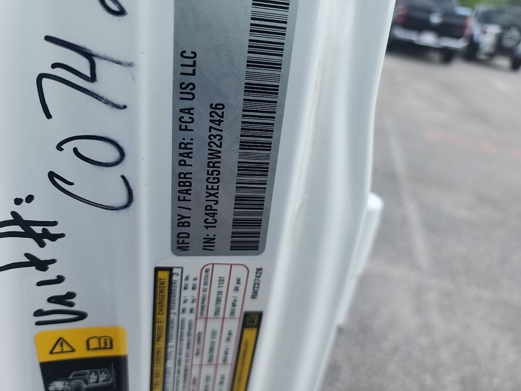 2024 White Jeep Wrangler Sahara 4X4 SUV