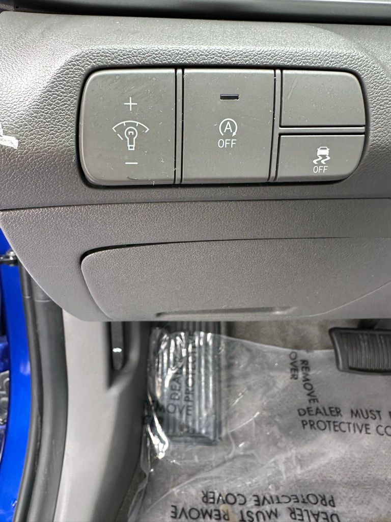Used 2024 Blue Hyundai SE image 14
