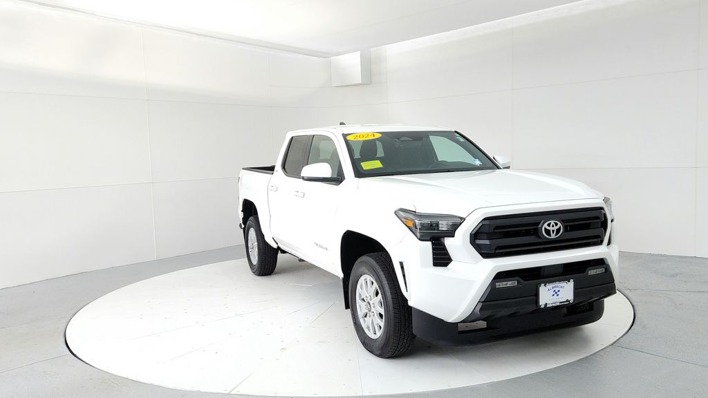 2024 Toyota Tacoma 4WD SR5