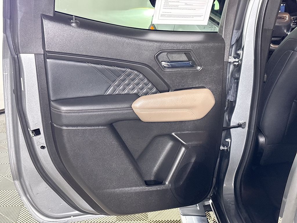 2023 GMC Canyon Denali