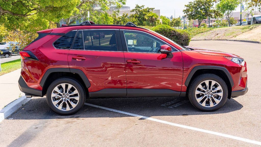 Used 2020 Toyota RAV4 XLE Premium 4D Sport Utility