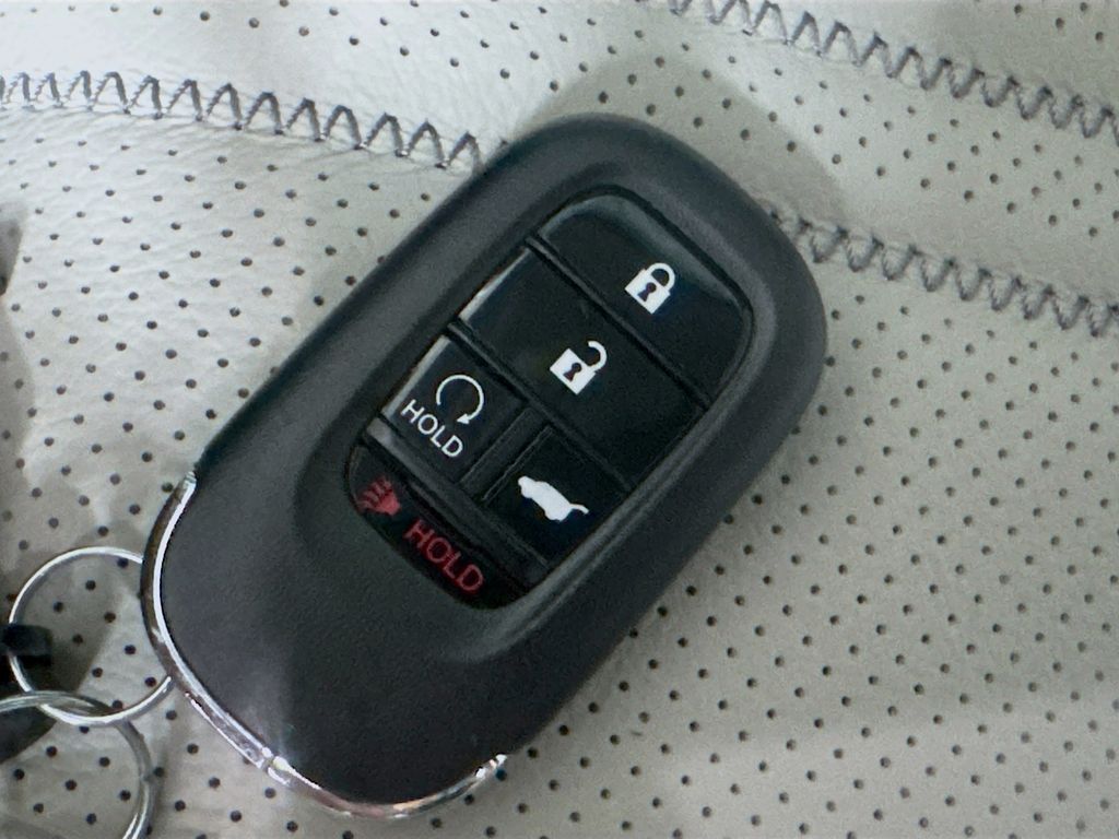 Used Car 2025 Honda Hr-v  Ex-l For Sale Under $30,000 In Austin, Texas