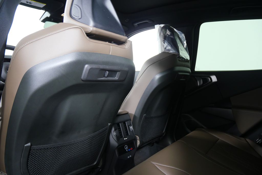 Thumbnail: 2026 BMW X3 - 16