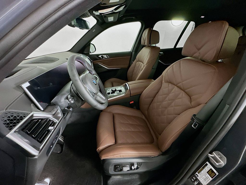 Thumbnail: 2026 BMW X5 - 16