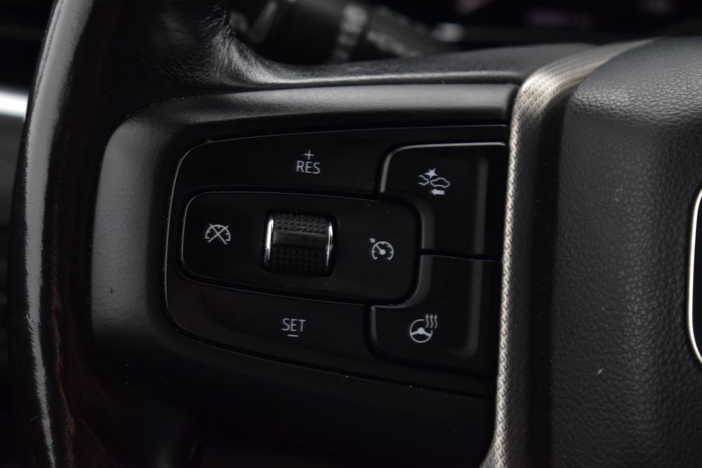 Thumbnail: 2022 GMC Yukon - 16