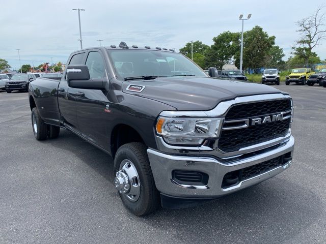 2024 Ram 3500 Tradesman 3