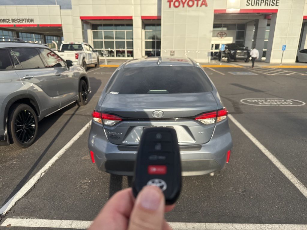 Thumbnail: 2023 Toyota Corolla - 6