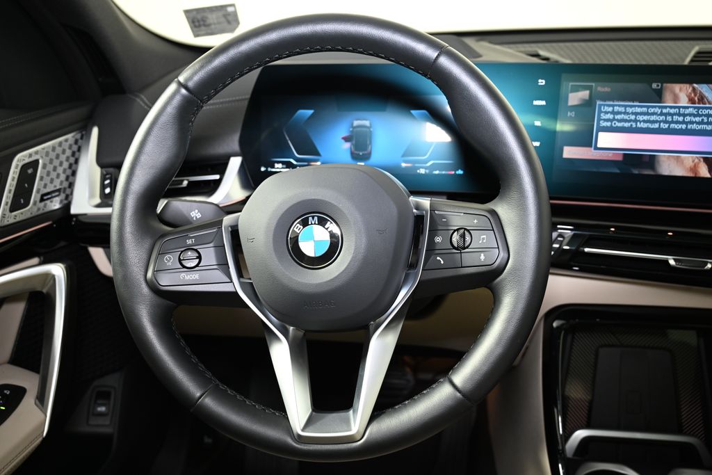 Thumbnail: 2025 BMW X2 - 17