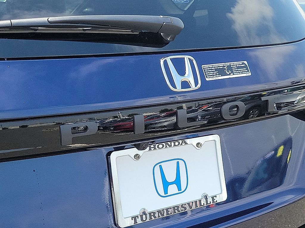 2025 Honda Pilot Touring 5