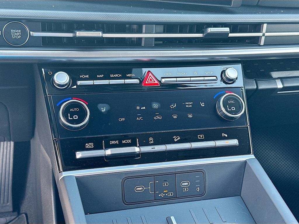 2025 Hyundai Santa Fe SEL 13