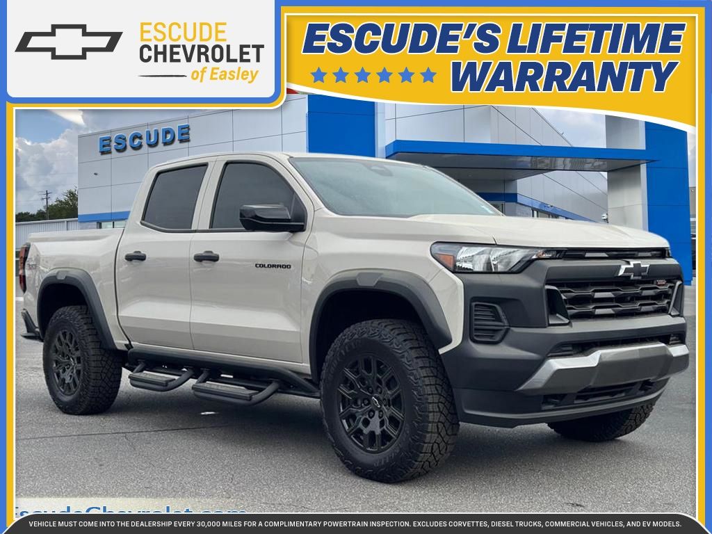 White Sands 2026 Chevrolet Colorado Trail Boss Crew Cab 4WD Pickup Truck Four-Wheel Drive 8-Speed Automatic