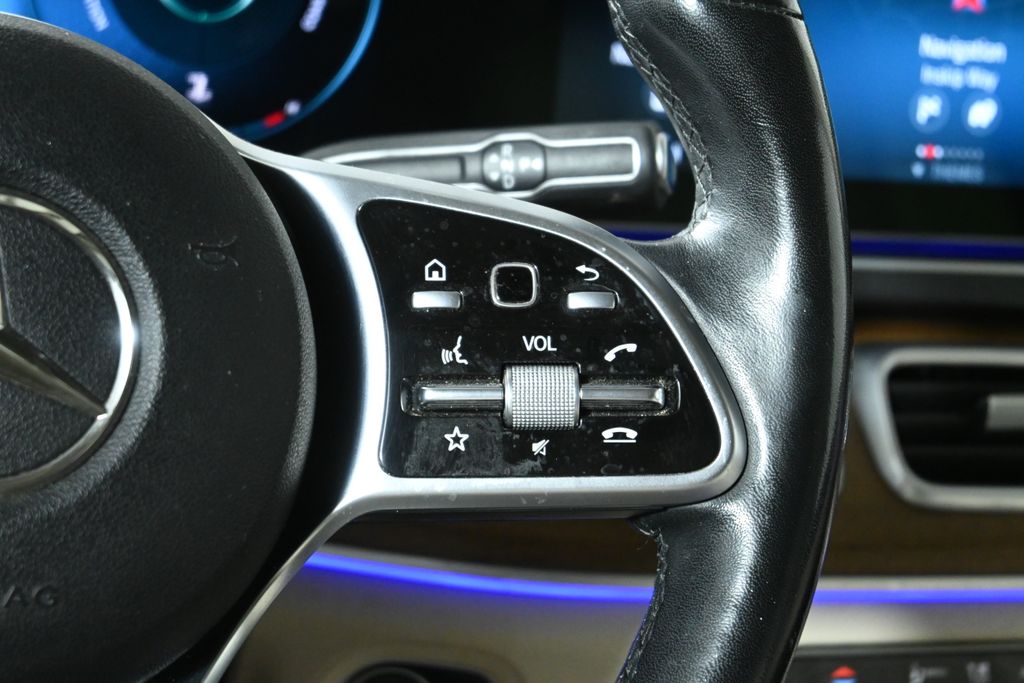 Thumbnail: 2022 Mercedes-Benz GLE - 17