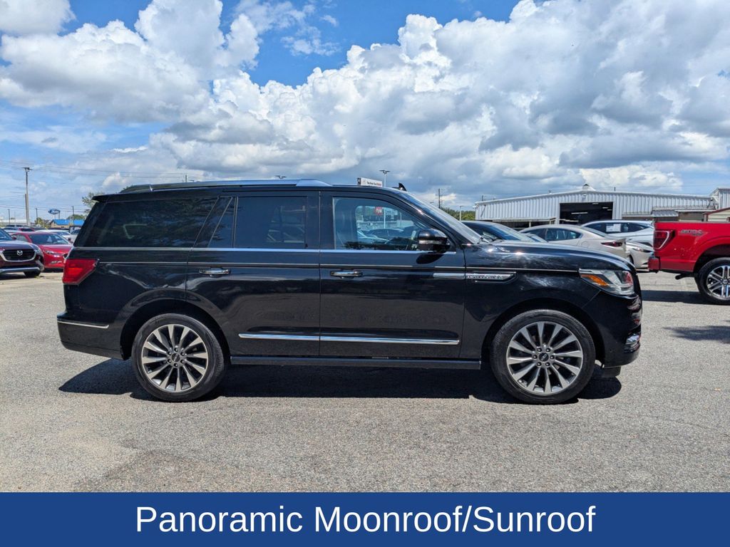 2018 Lincoln Navigator Select