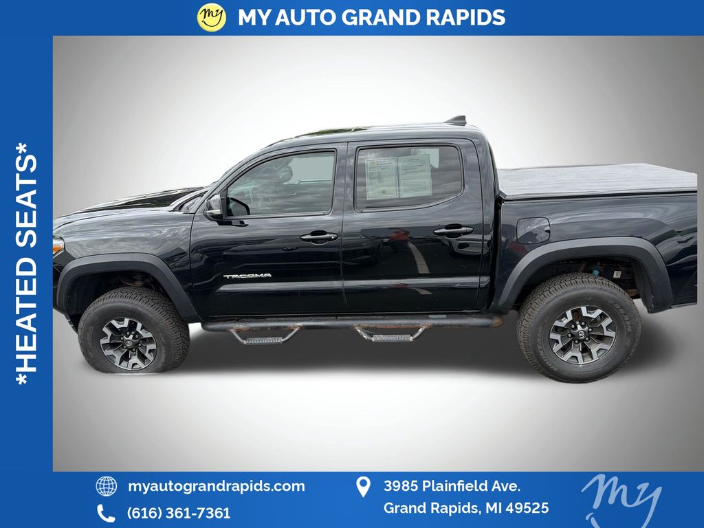 View vehicle photo 4