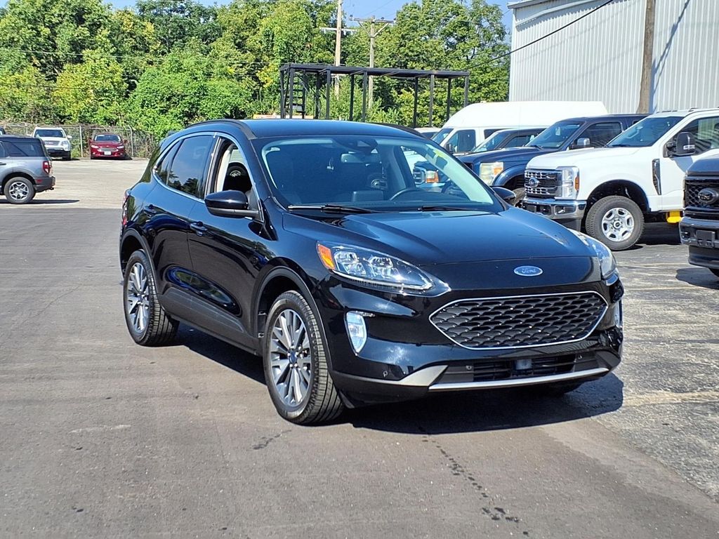 2022 Ford Escape Titanium
