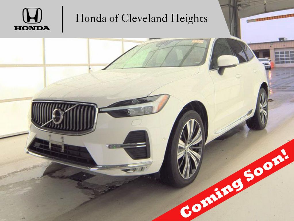 2023 Volvo XC60 B5 Plus Bright Theme AWD