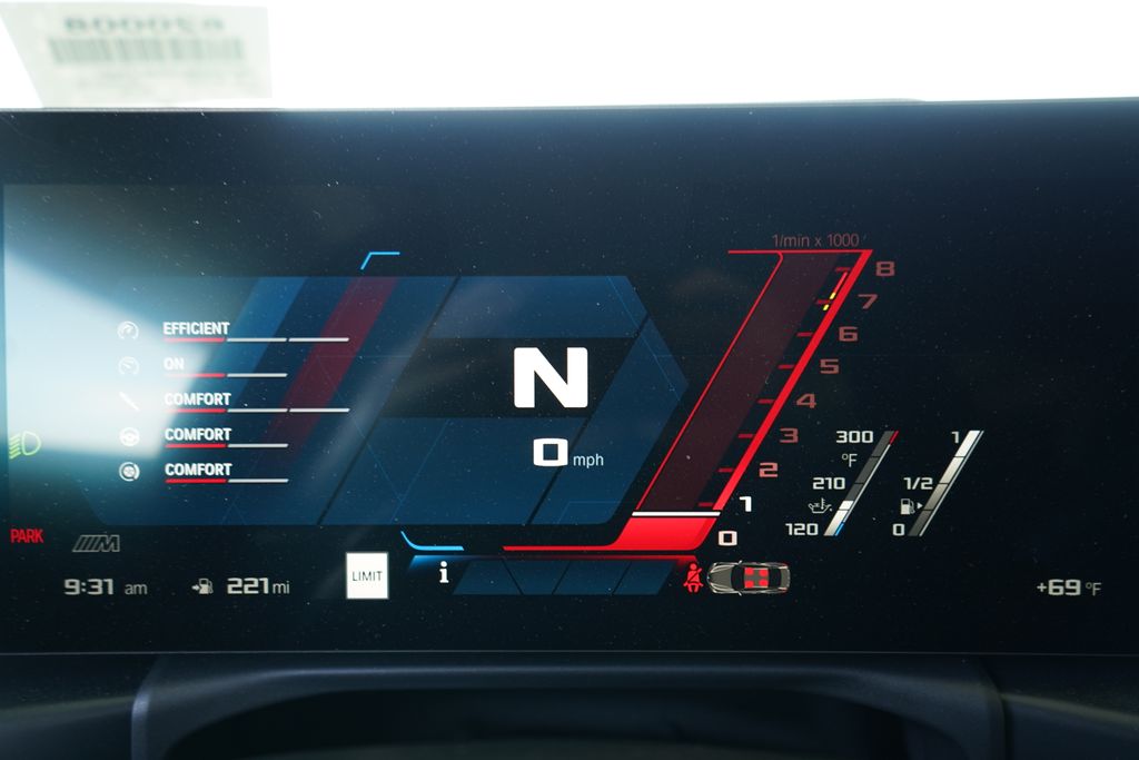 Thumbnail: 2025 BMW M2 - 19