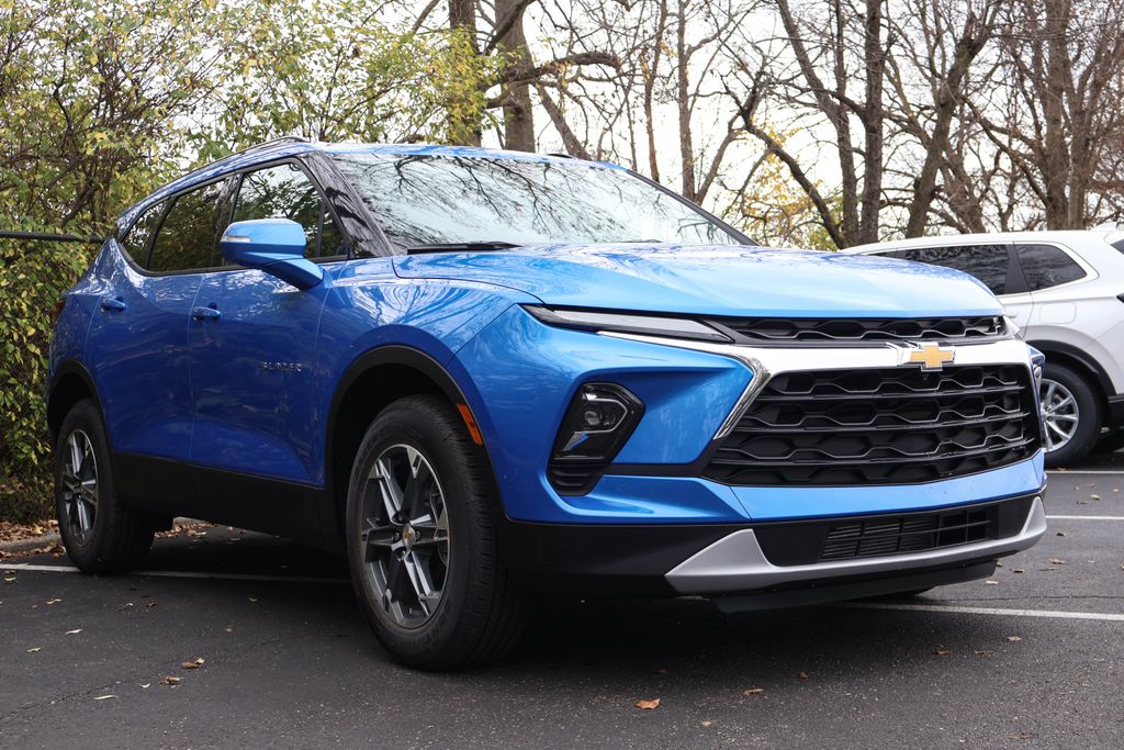 2025 Chevrolet Blazer LT 10