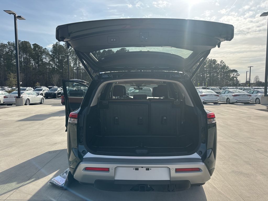 2025 Obsidian Green Pearl Nissan Pathfinder Platinum 4X4 SUV