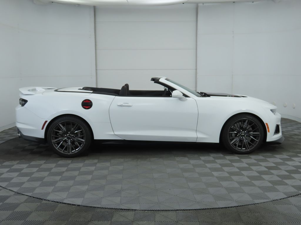 2023 Chevrolet Camaro ZL1 4