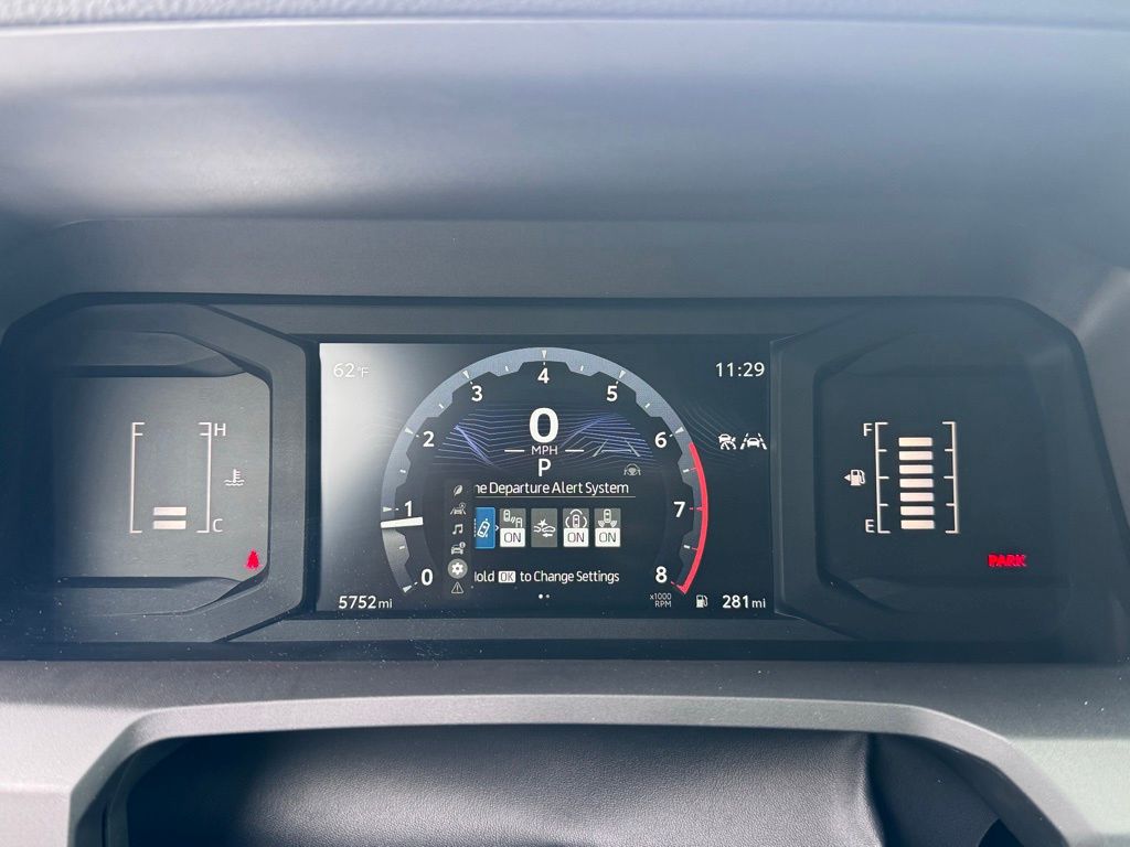 2025 Toyota Tacoma SR5