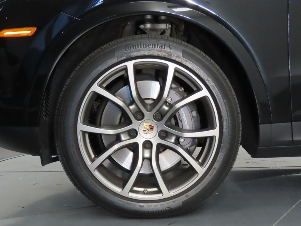 Thumbnail: 2023 Porsche  - 11