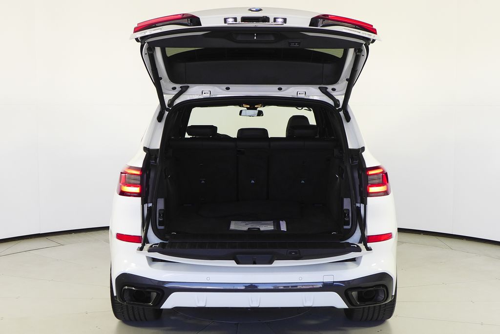 Thumbnail: 2023 BMW X5 - 10