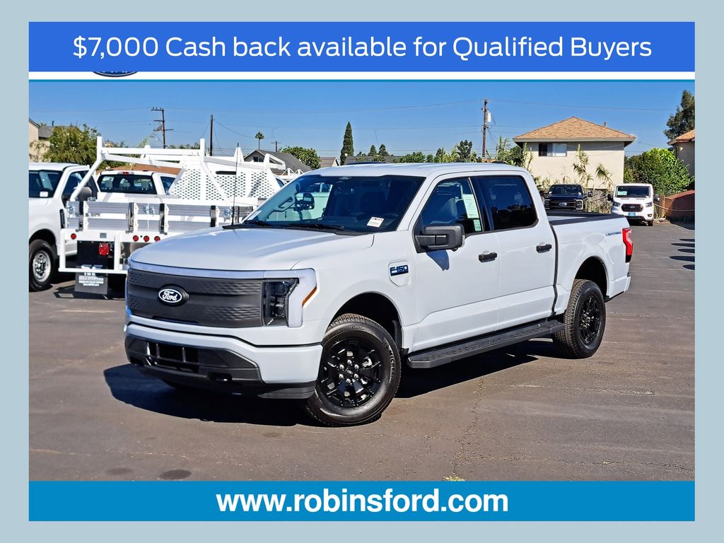 2025 Ford F-150 Lightning XLT SuperCrew AWD