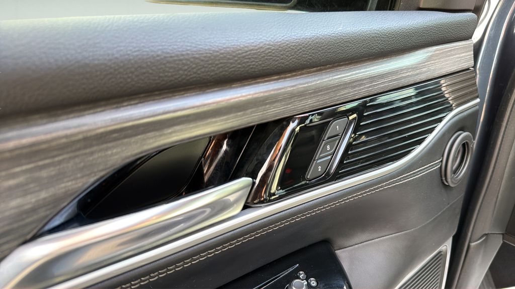 2024 Wagoneer L Wagoneer L