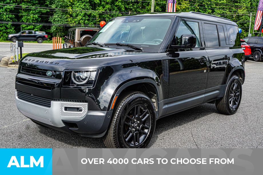 Used 2024 Black Land Rover S image 2