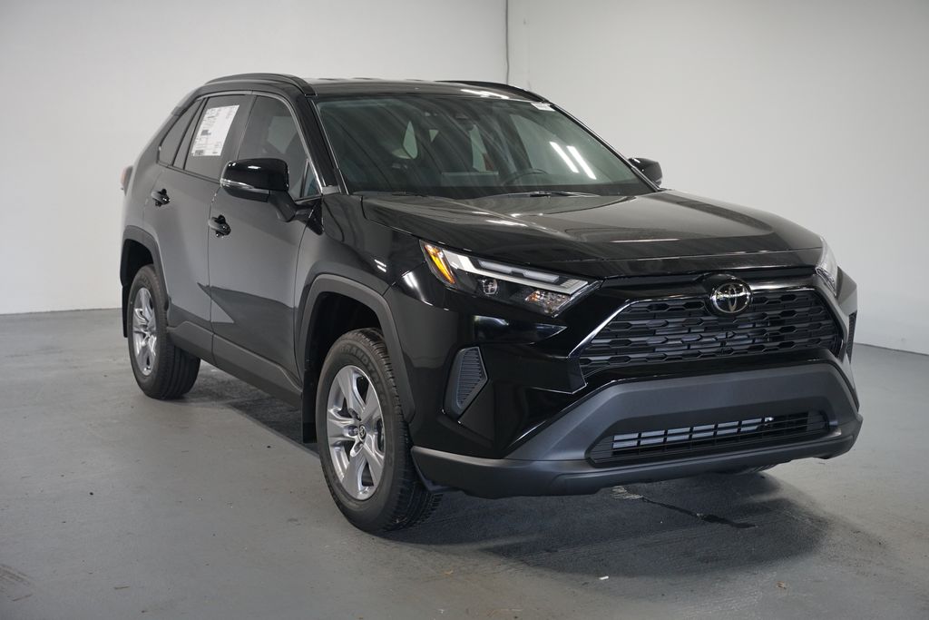 Thumbnail: 2025 Toyota RAV4 - 3