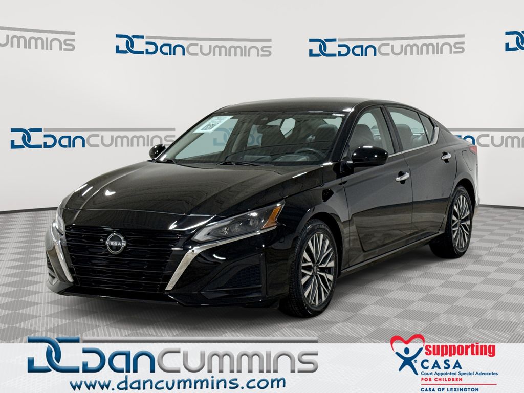 Super Black Clearcoat 2024 Nissan Altima 2.5 SV FWD Sedan Front-Wheel Drive Continuously Variable Transmission