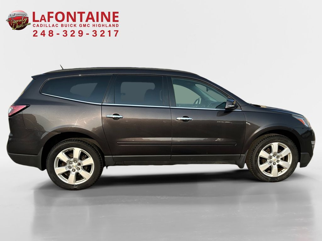 2016 Chevrolet Traverse LT 8