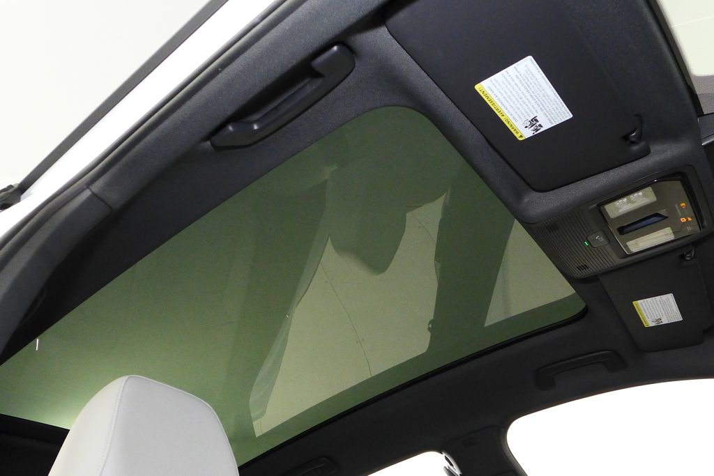 Thumbnail: 2021 Volkswagen ID.4 - 18