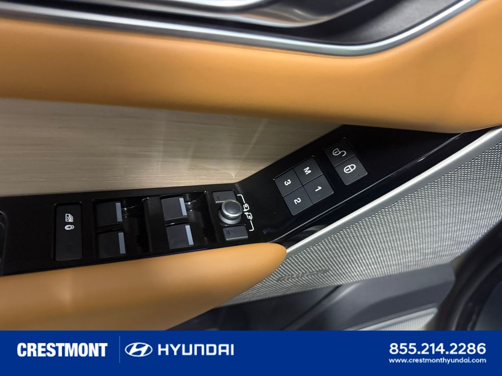 used 2018 Land Rover Range Rover Velar car, priced at $22,994