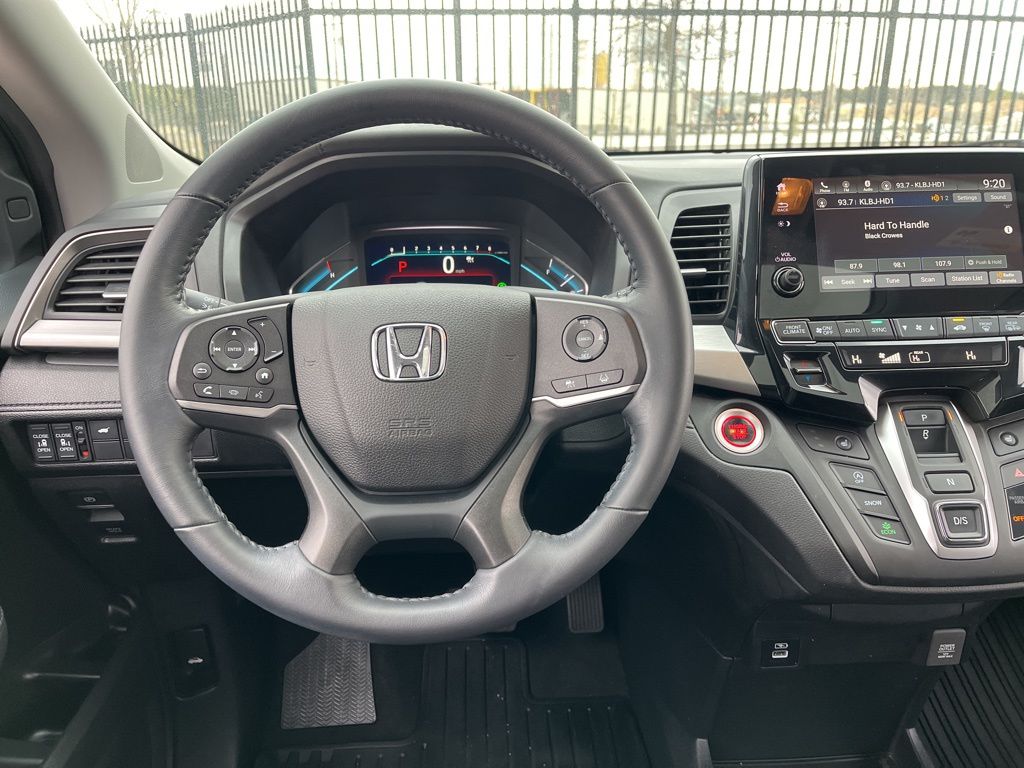 Thumbnail: 2023 Honda Odyssey - 17