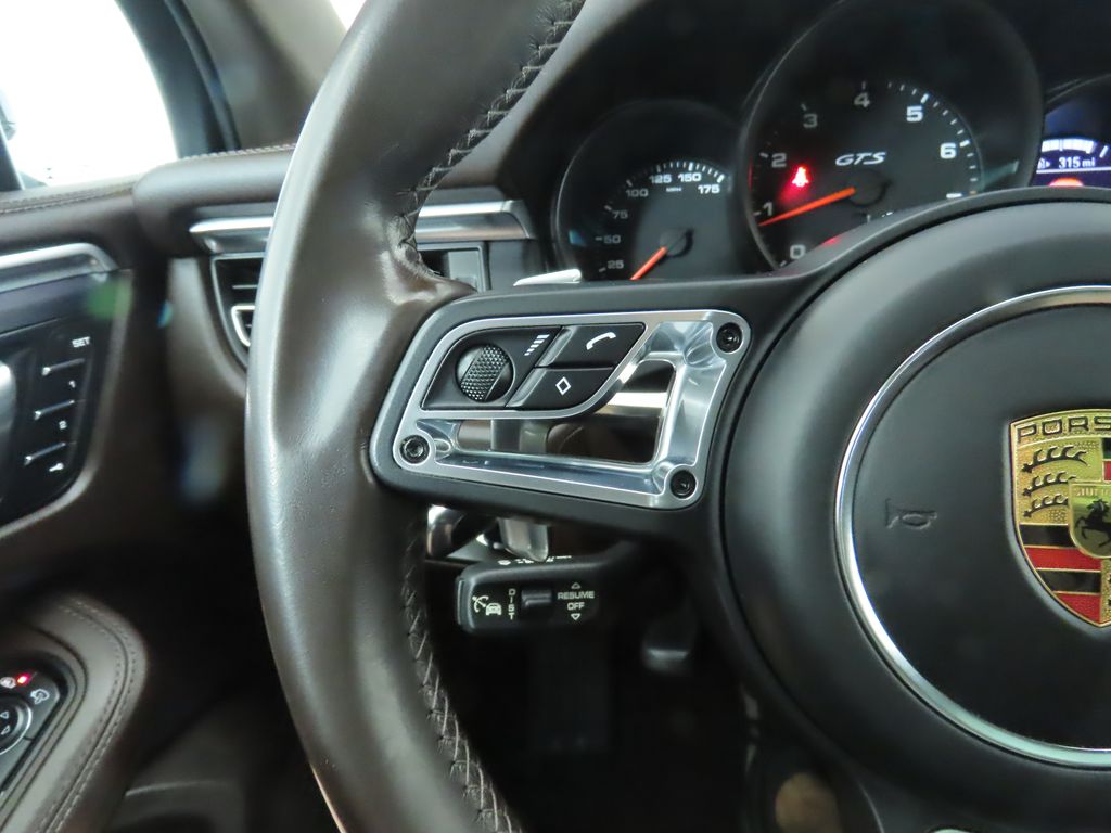 2021 Porsche Macan GTS 14