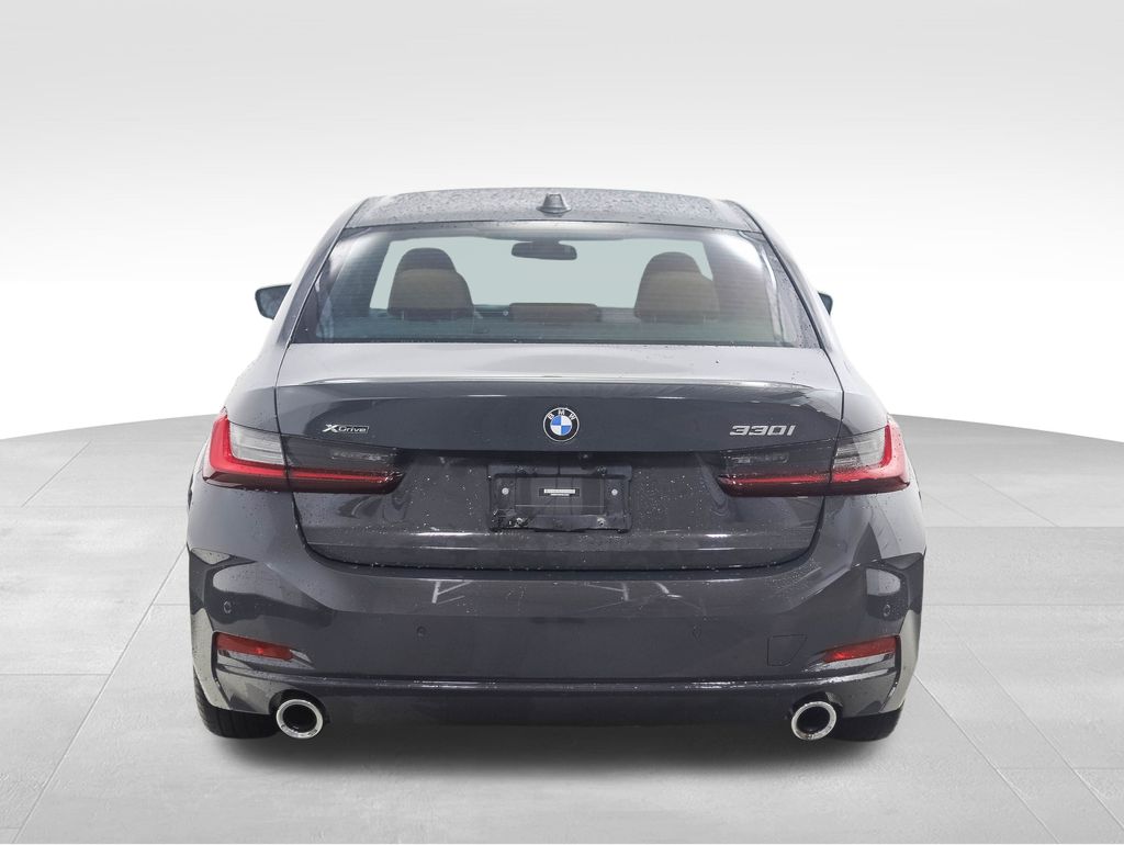2023 BMW 3 Series 330i xDrive 4