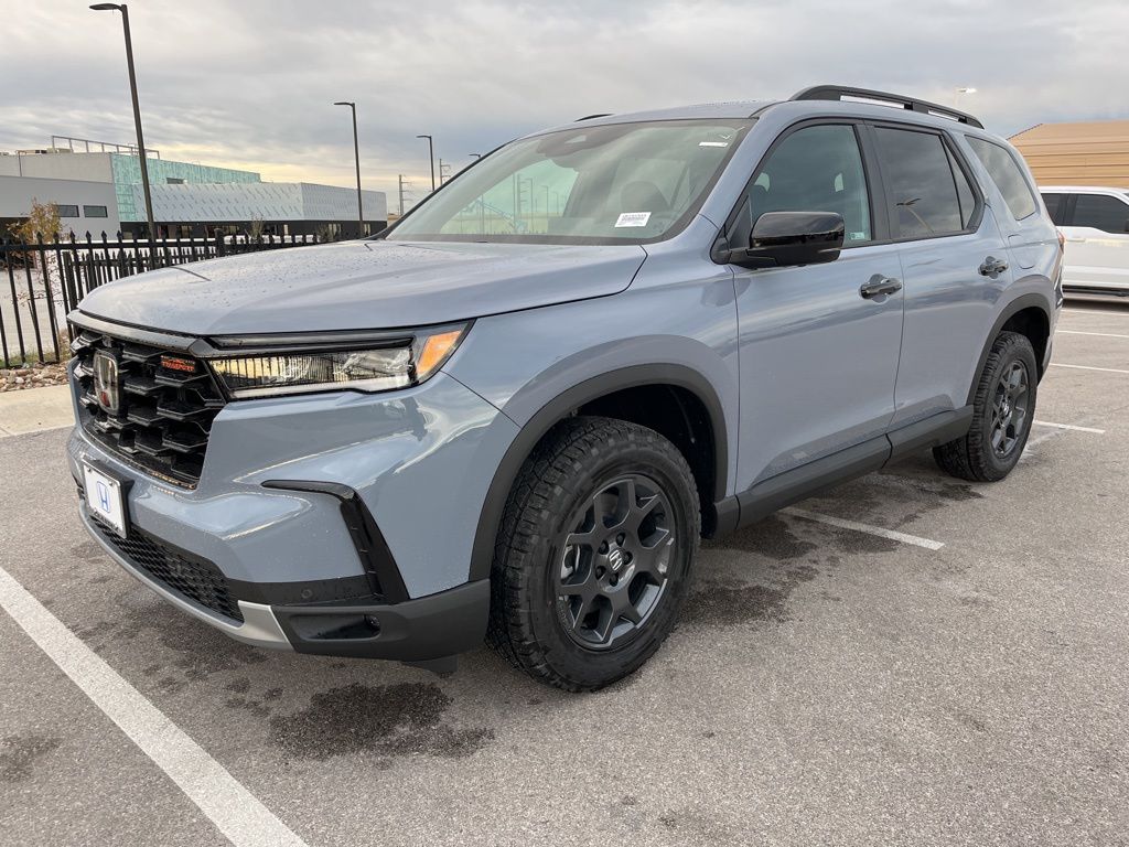 Thumbnail: 2025 Honda Pilot - 1