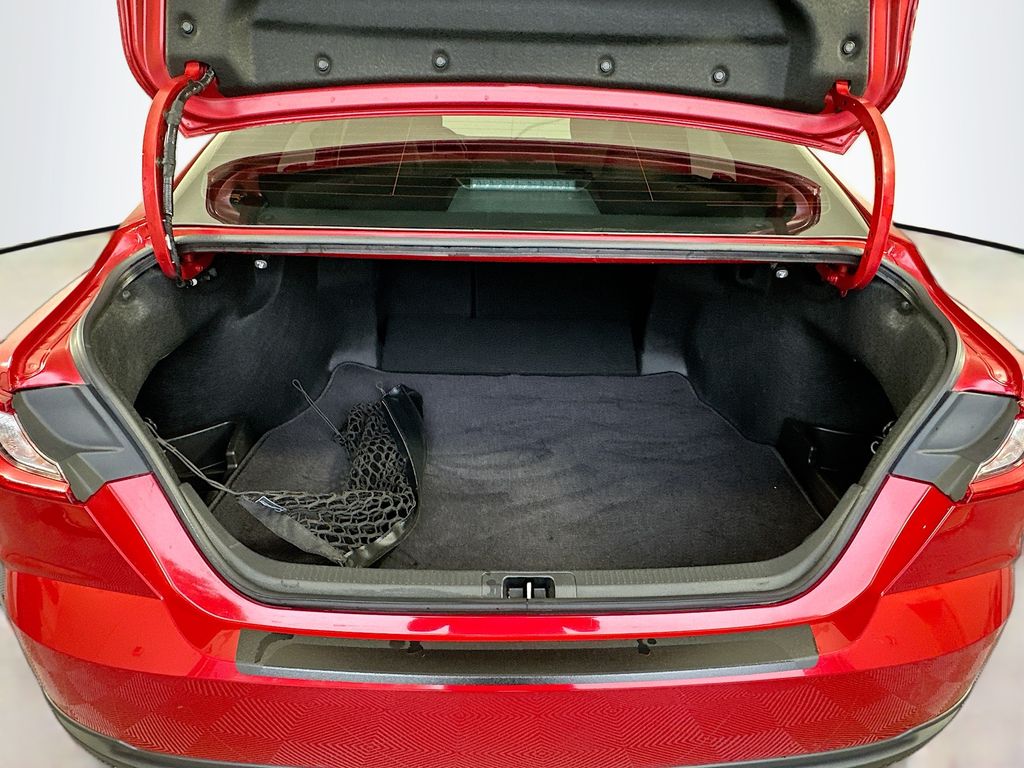 Thumbnail: 2025 Toyota Camry - 25