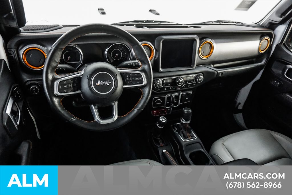 Used 2020 White Jeep Mojave image 22