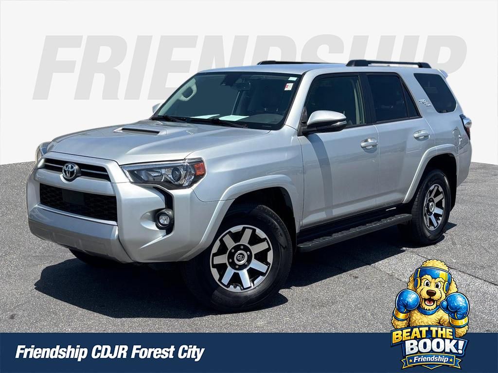 Classic Silver Metallic 2022 Toyota 4Runner SUV / Crossover Four-Wheel Drive 5-Speed Automatic