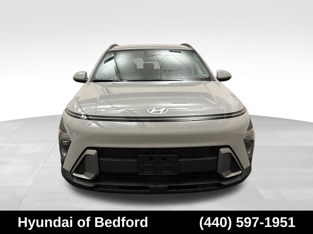 2025 Hyundai Kona SEL - Image 2