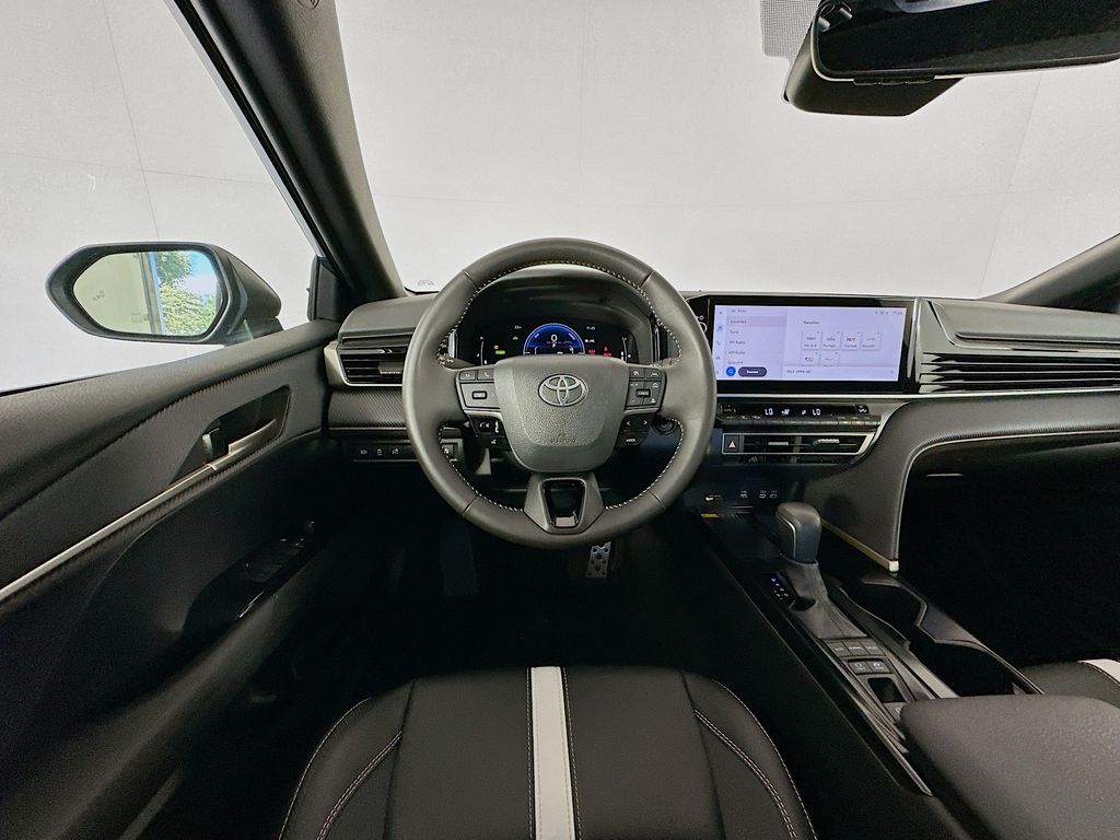 Thumbnail: 2025 Toyota Camry - 22