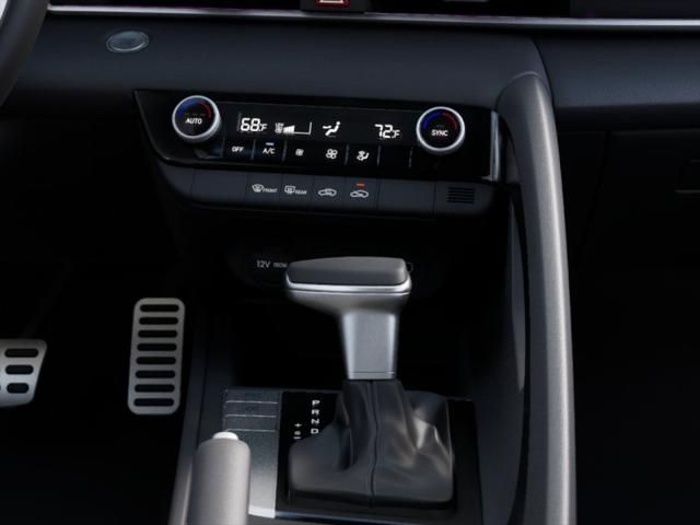 2025 Hyundai Elantra Sport 16
