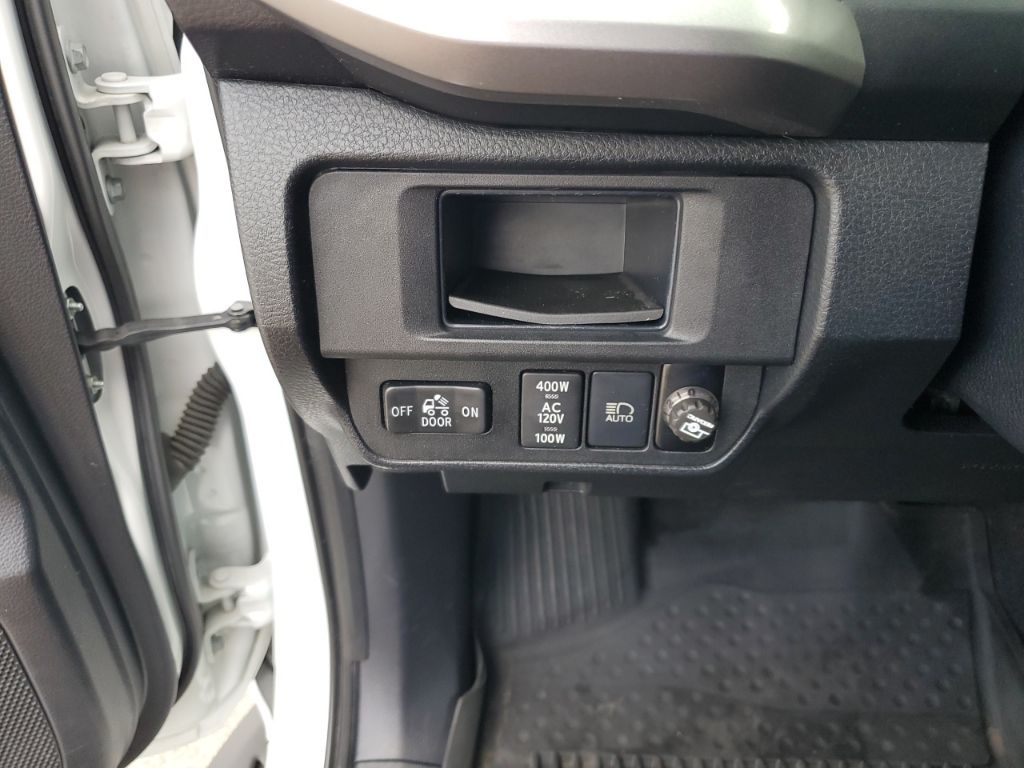 Used Car 2018 Toyota Tacoma  For Sale Under $25,000 In Austin, Texas