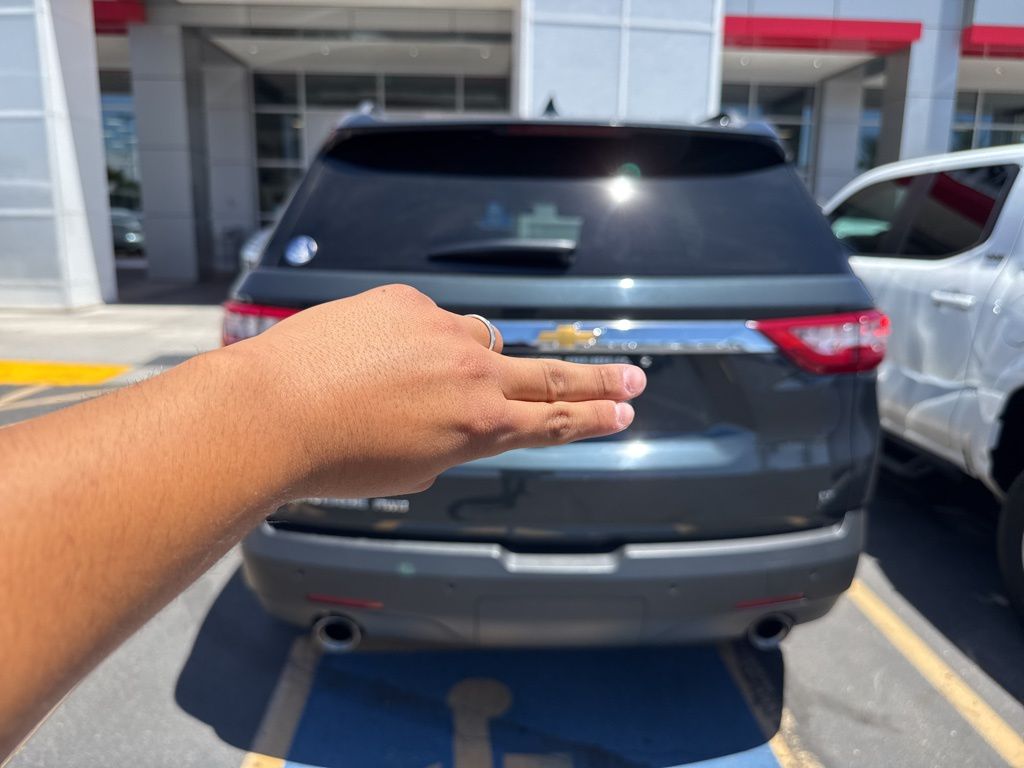 Thumbnail: 2020 Chevrolet Traverse - 4